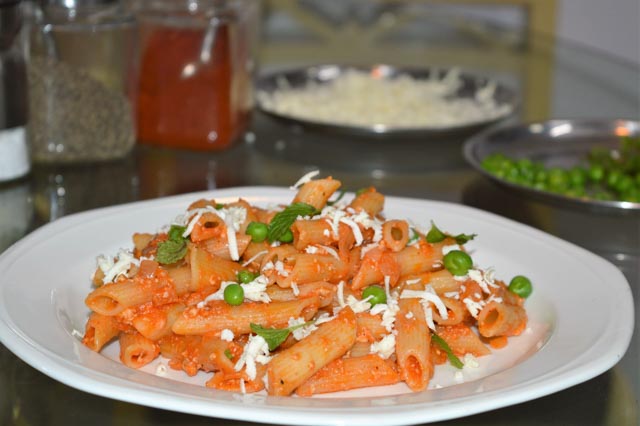Penne Paneer Matar