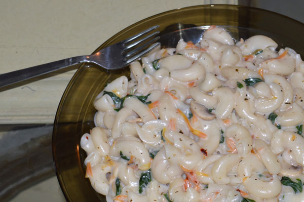 Nutritious Recipe of Winter Fresh Veggies in Mac n Cheese.